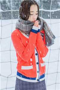 养女被送回去后，亲生父母要吸干她的血主人公叫