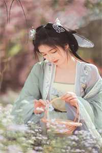 弹幕出现后，女配觉醒了全文免费