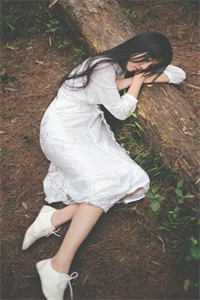 闺蜜贷款抢狱中爱豆庭审门票秦好薇薇免费小说在线阅读最新章节