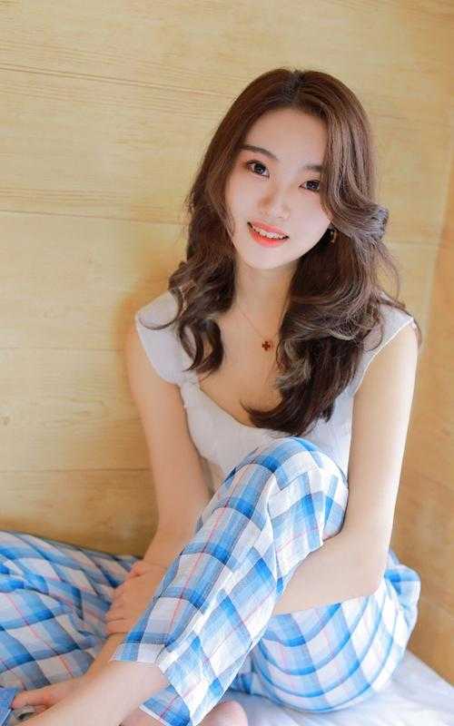 父亲葬礼前一天，未婚妻和白月光领证C400白月光涵涵完结版在线阅读有声小说