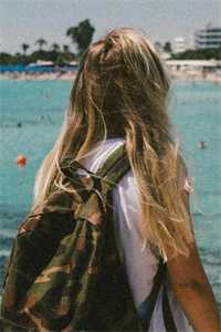 月光洒下离人巷：全文+后续+结局最新章节列表_月光洒下离人巷：全文+后续+结局月光洒下离人巷：全文+后续+结局在线阅读在线最新的小说完结版免费阅读