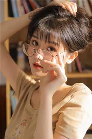 不慌，哥能代购李豪黄晶晶全文在线阅读免费完本小说在线阅读