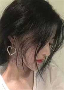 热门小说离婚当天，闪婚嫁给豪门总裁